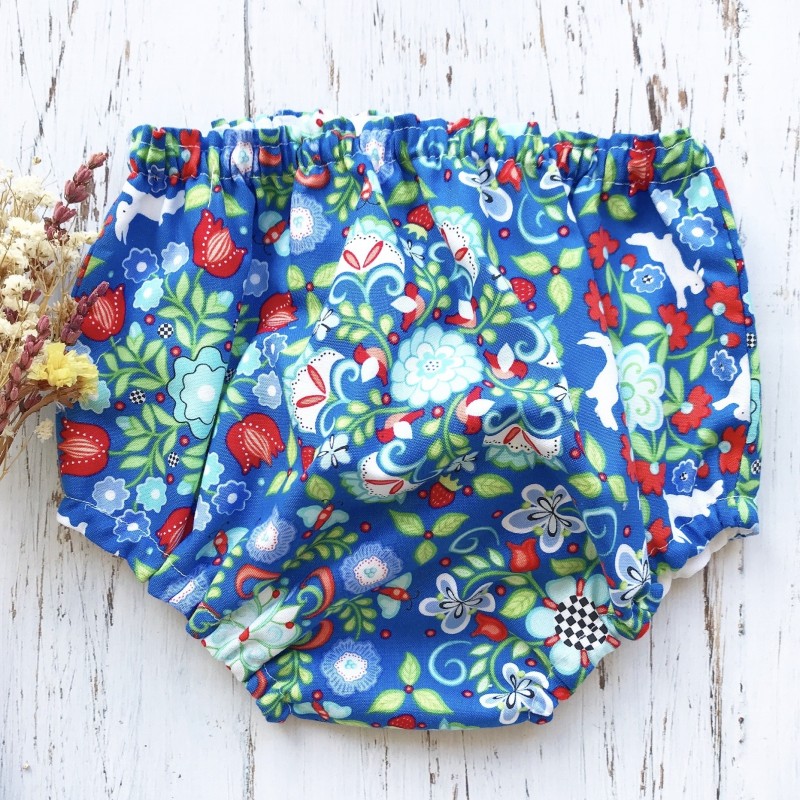 Cubrepañal Conejo y Flores